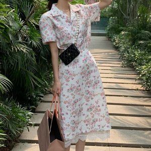 Set of floral shirt and midi skirt with lace trim